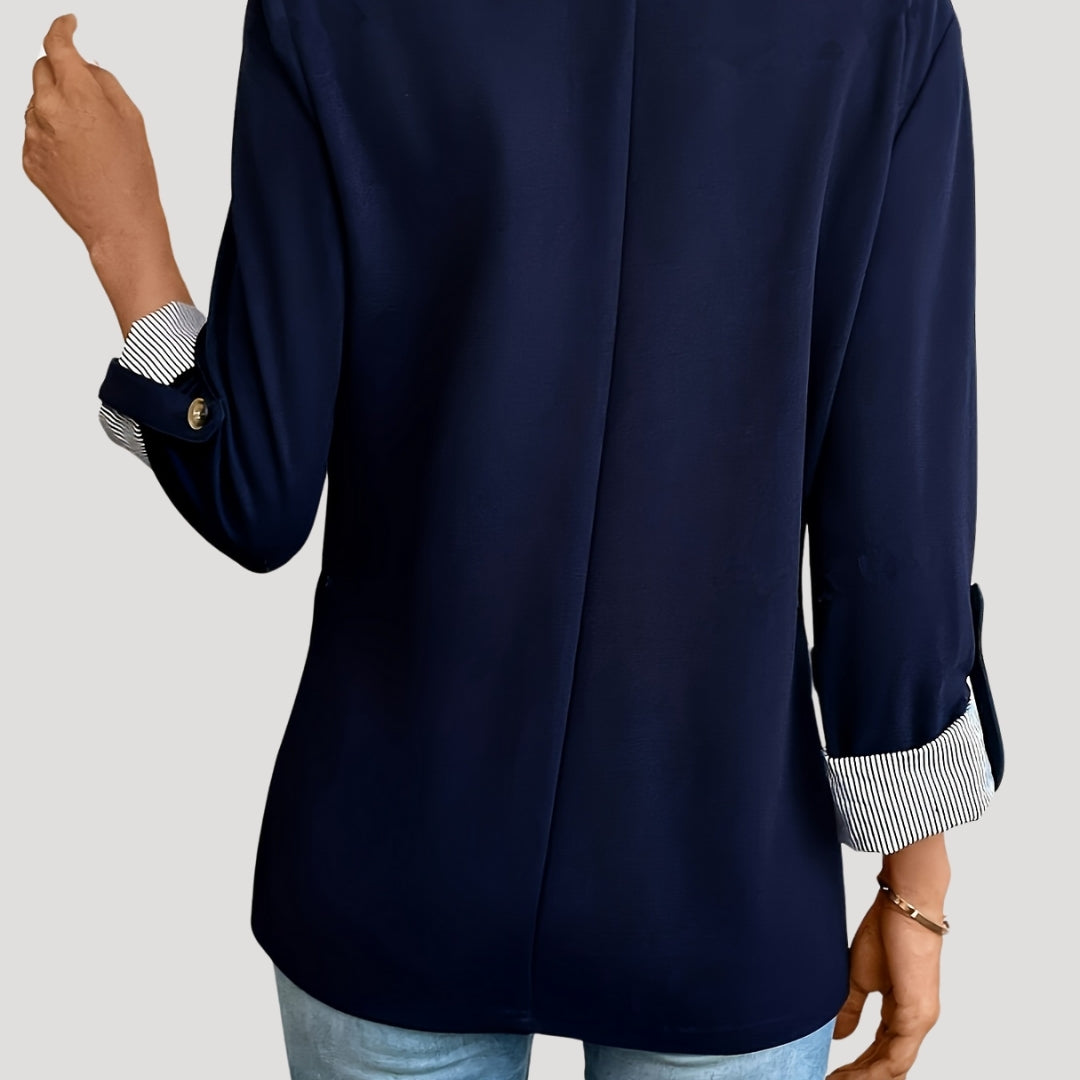 Women's classic navy tailored blazer