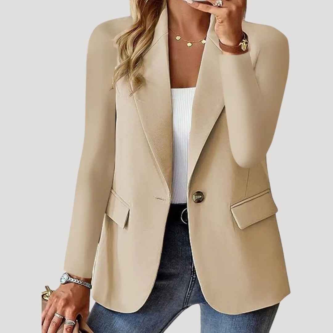 Women’s fitted casual blazer jacket for everyday styling