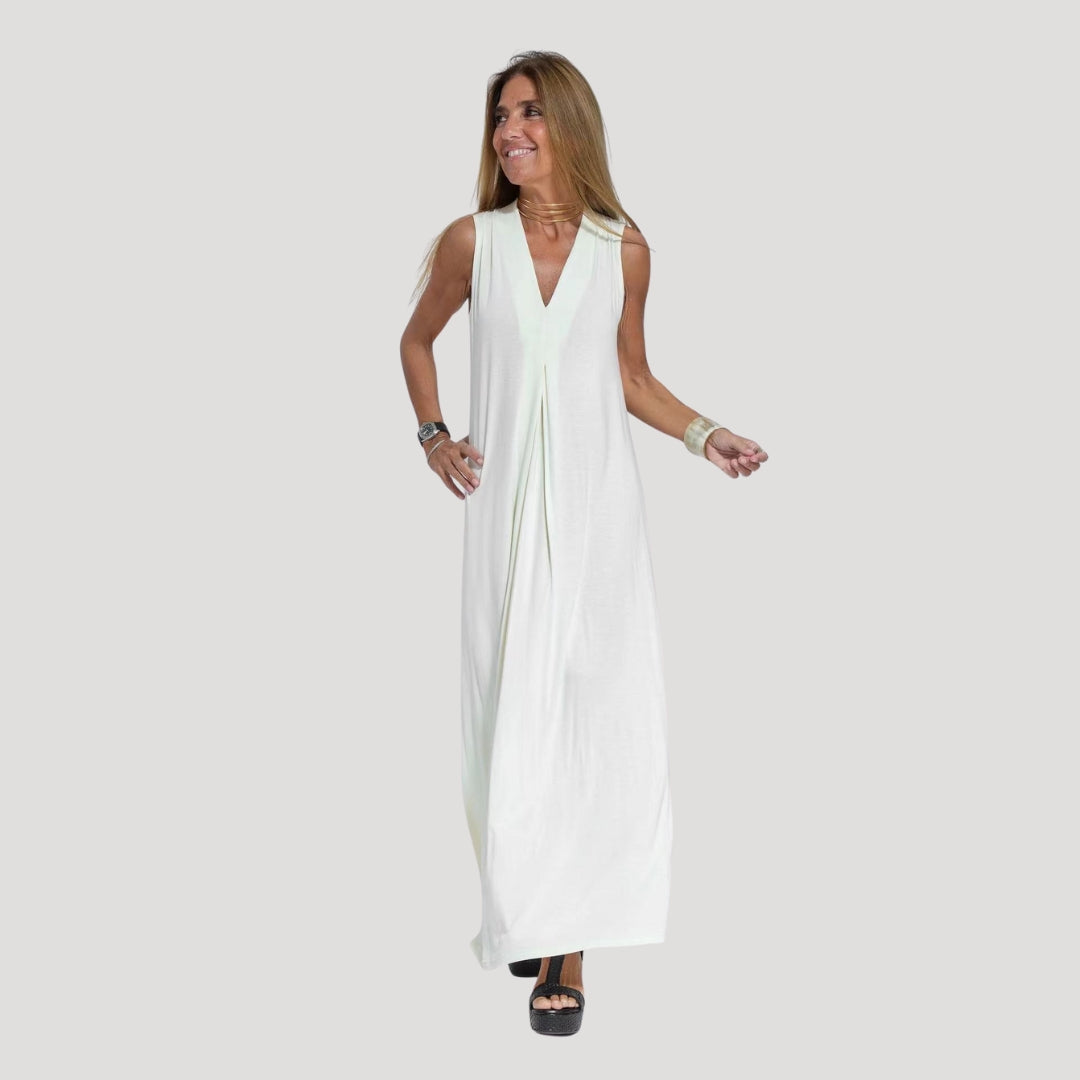 Women’s sleeveless v neck jersey maxi dress