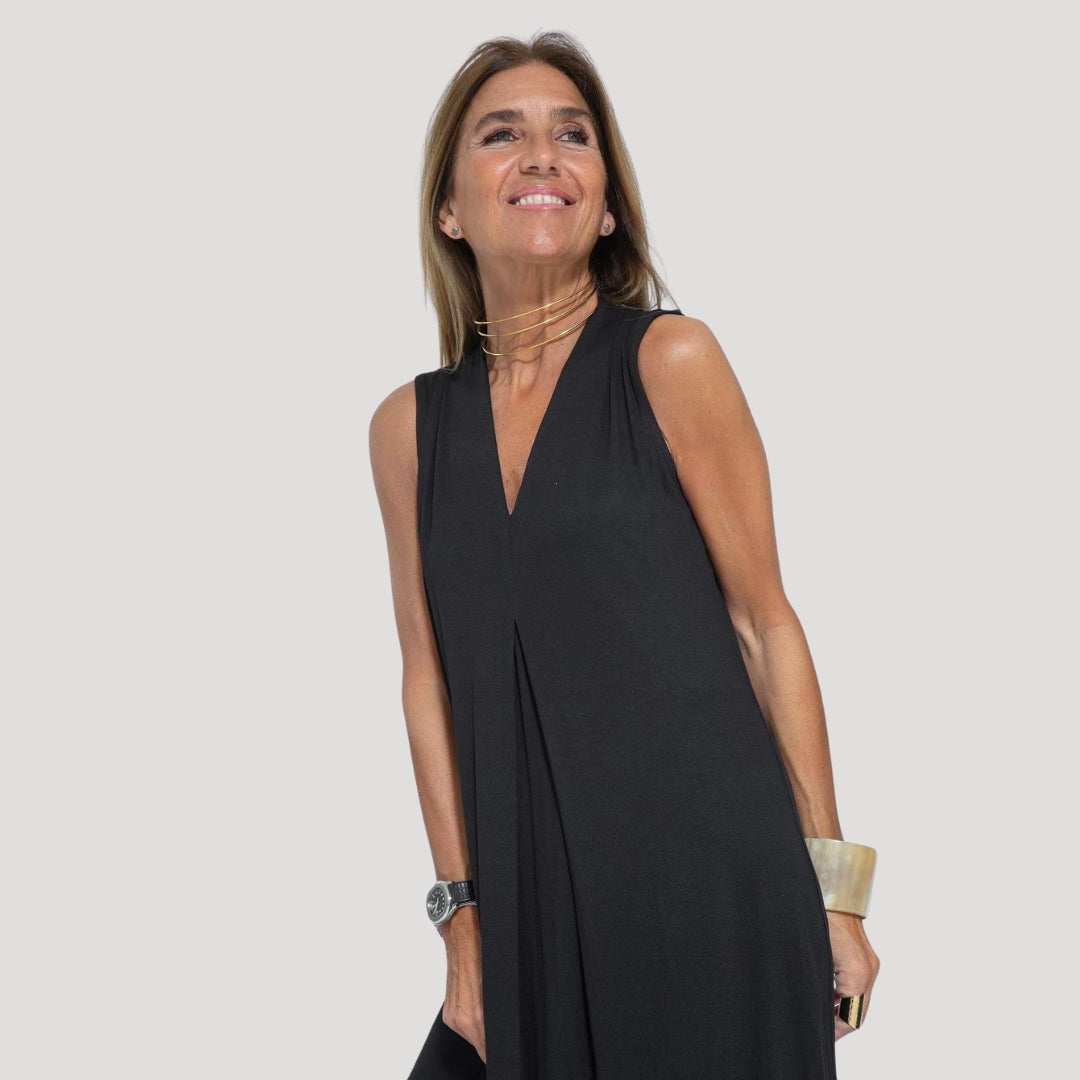 Women’s sleeveless v neck jersey maxi dress