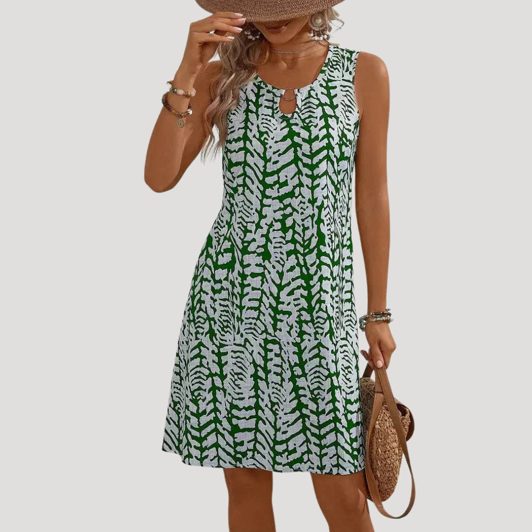 Women’s sleeveless printed knee length shift dress
