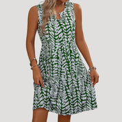 Women’s sleeveless printed knee length shift dress