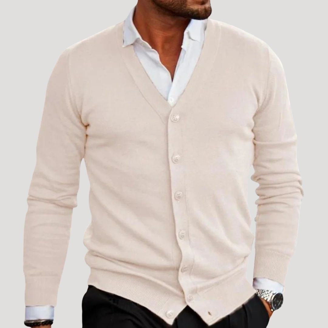 Men’s chunky knit buttoned V neck cardigan