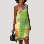 Women’s sleeveless v neck printed midi dress