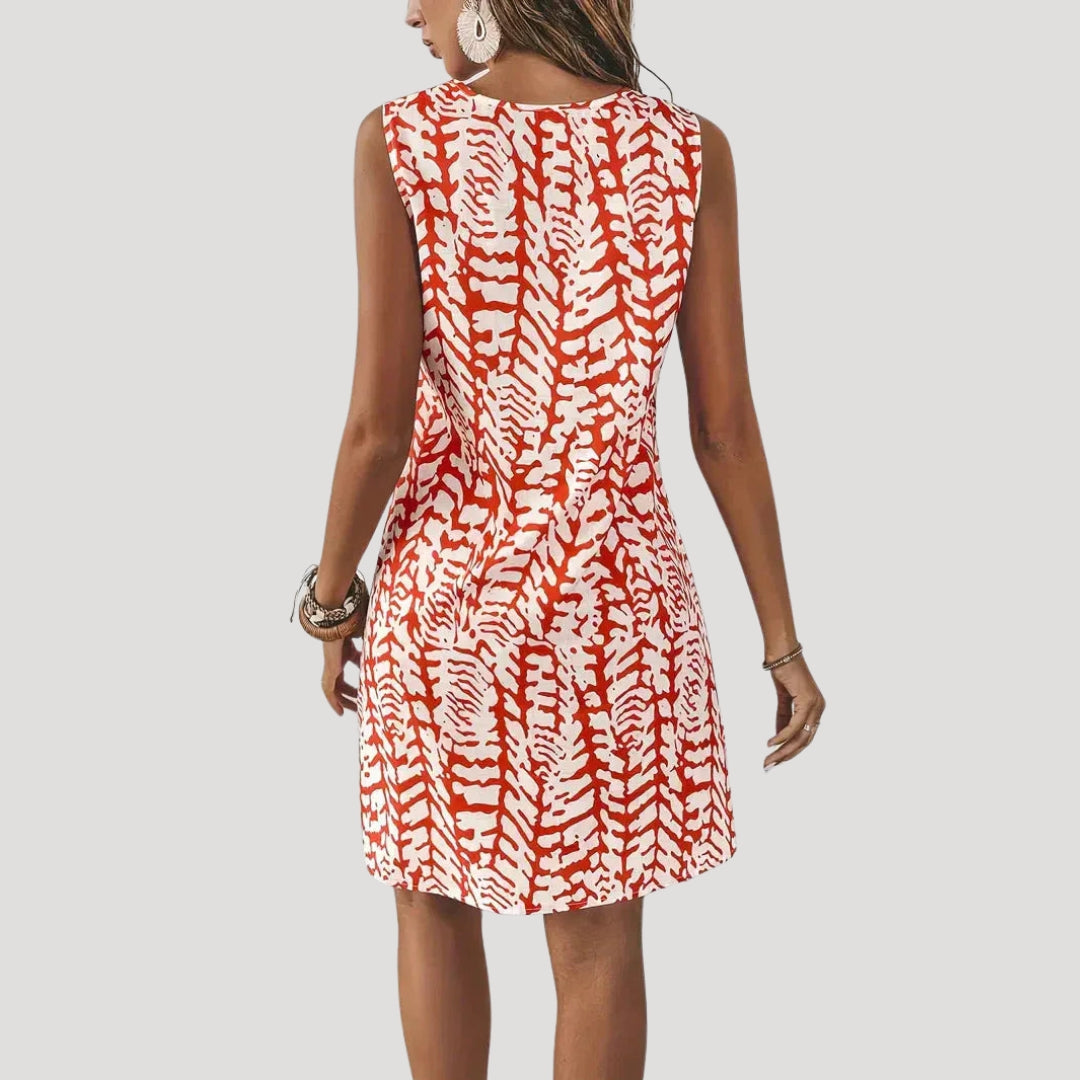 Women’s sleeveless printed knee length shift dress
