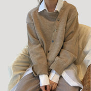Women’s chunky knit wool oversized winter cardigan