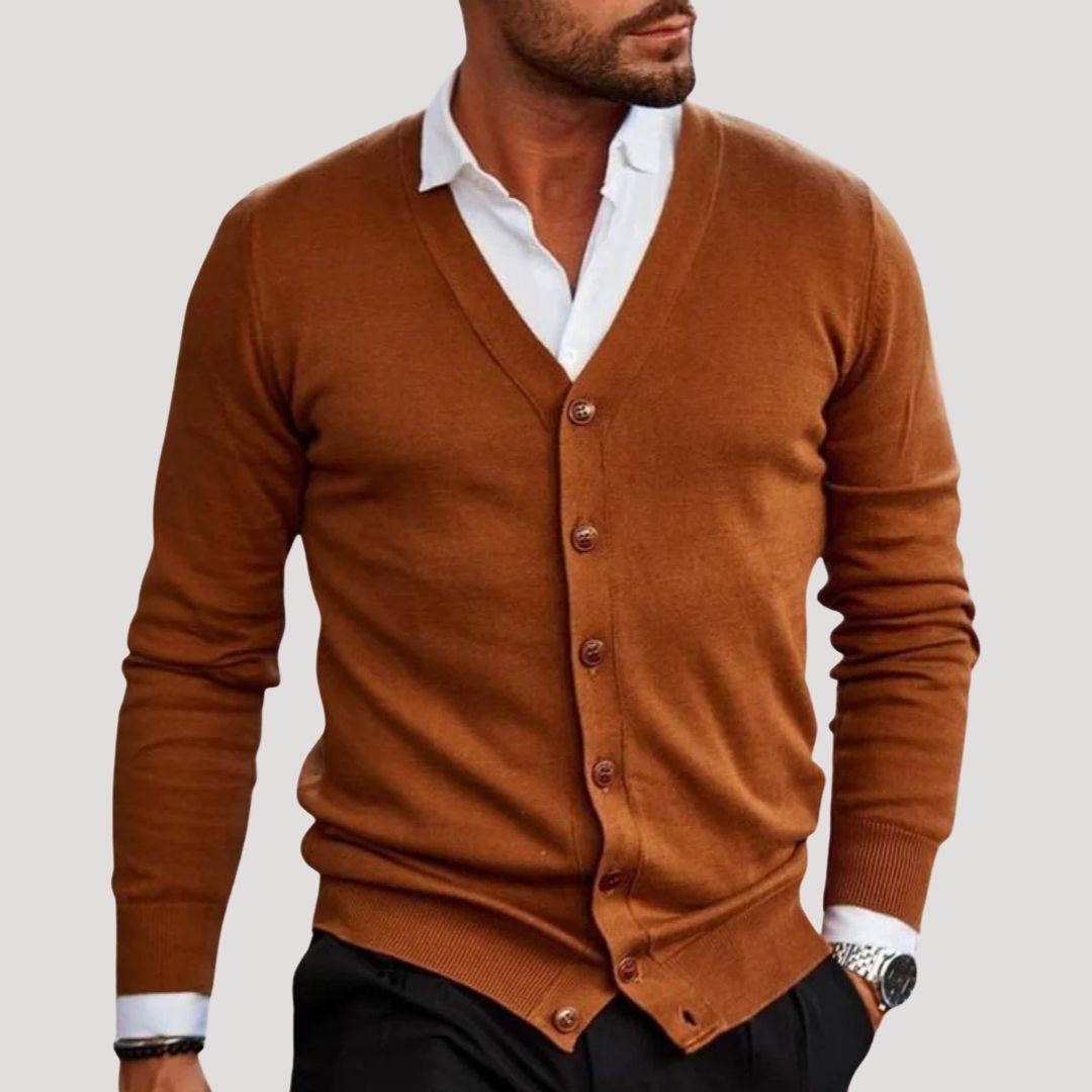 Men’s chunky knit buttoned V neck cardigan