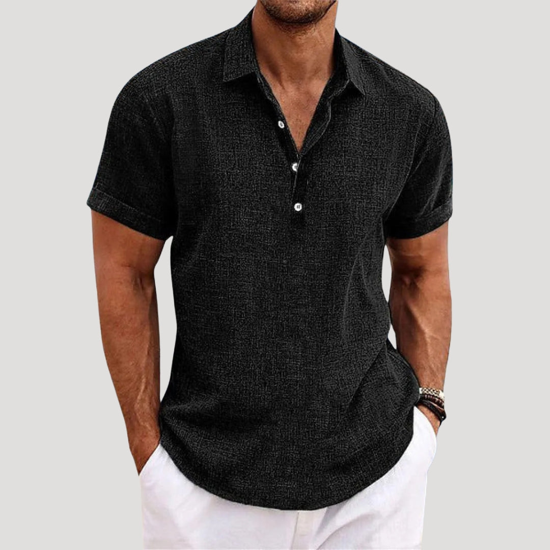 Men’s short sleeve casual collared button shirt