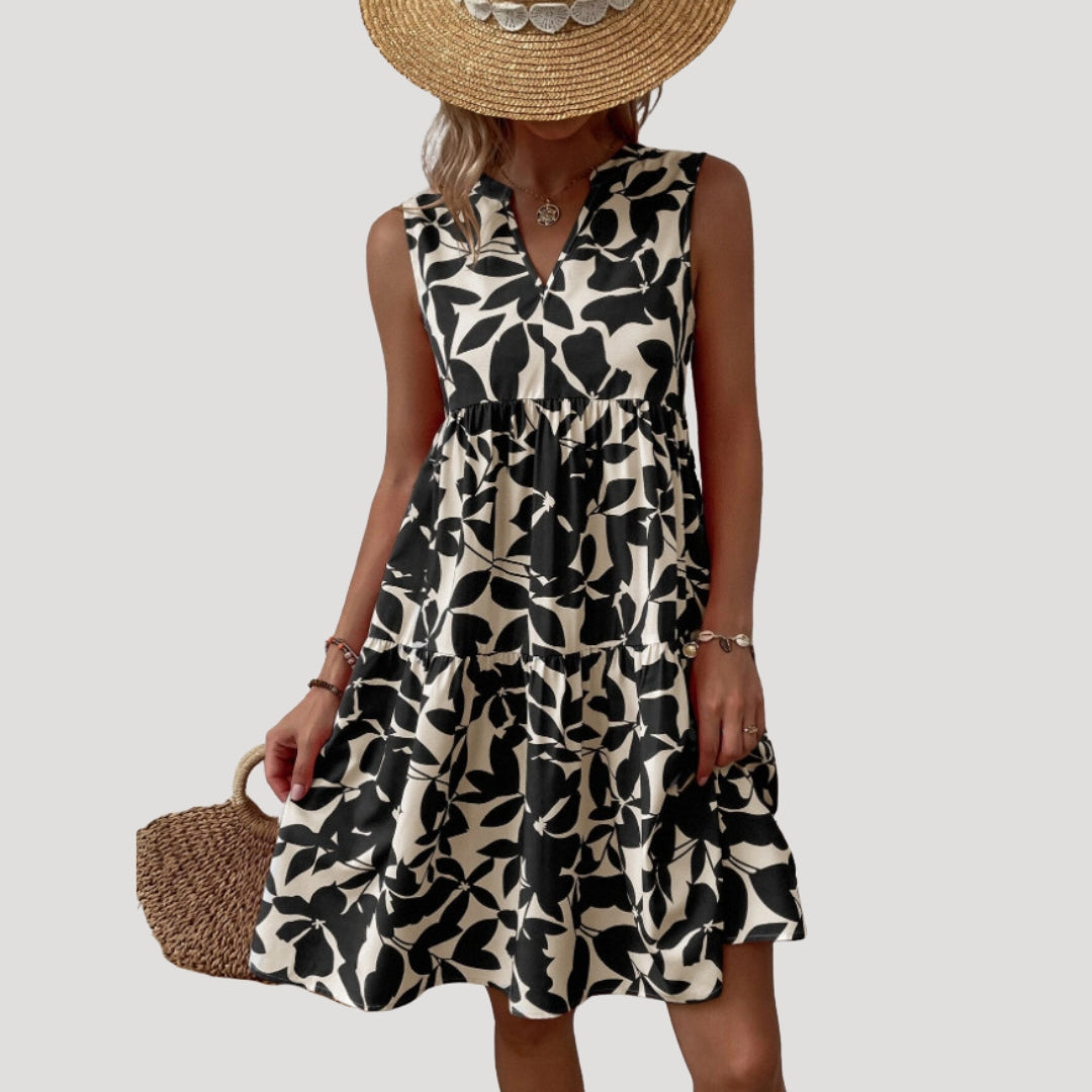 Women’s sleeveless tiered printed dress
