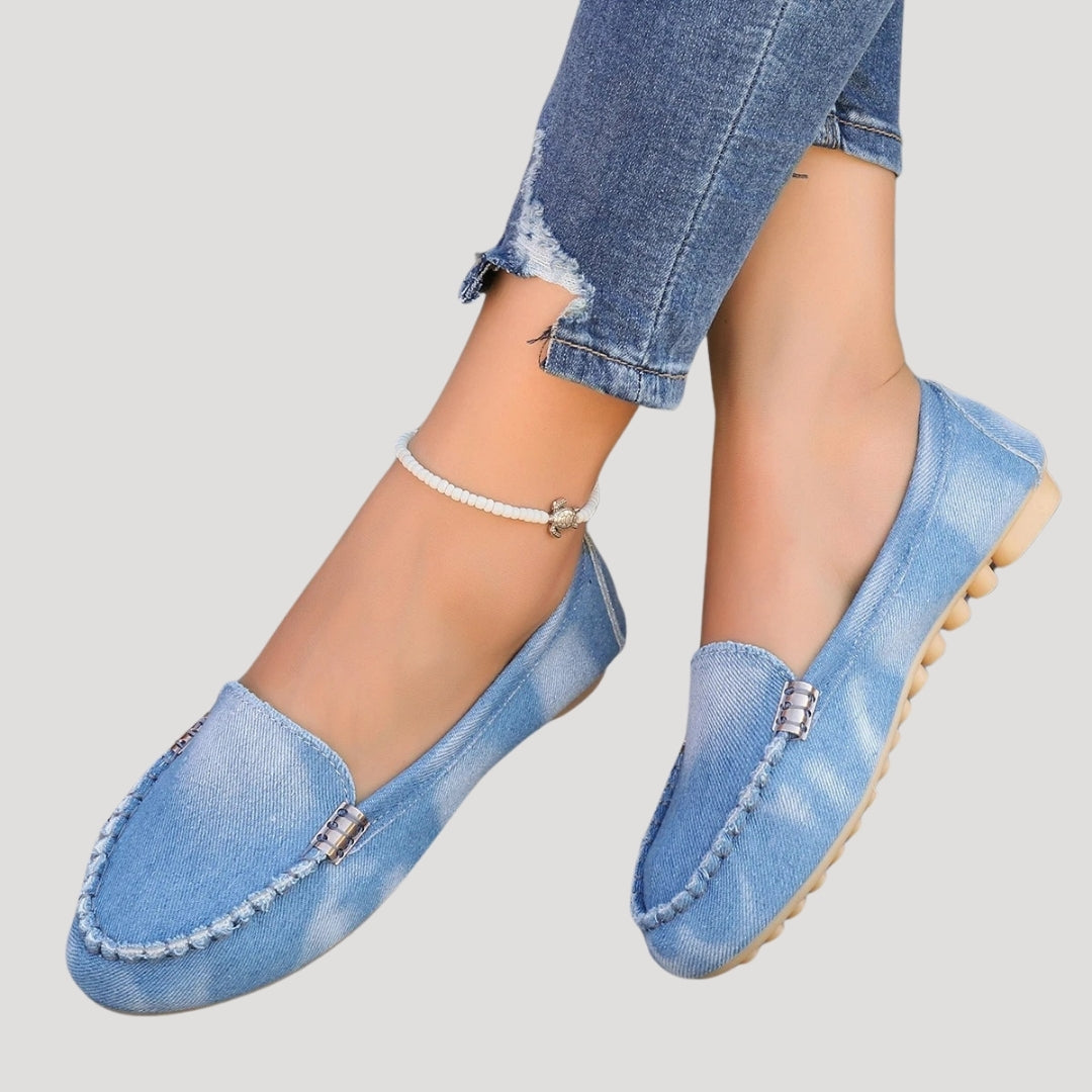 Women’s slip-on driving loafers with stitched detail