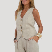 Women’s lightweight two-piece suit with gilet