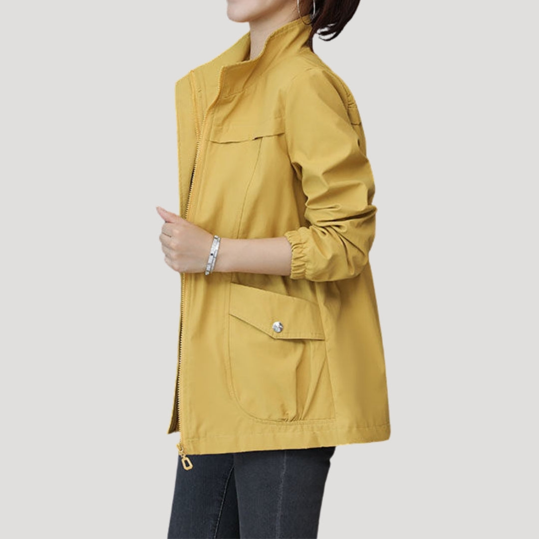 Women’s waterproof lightweight spring windbreaker jacket