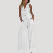 Women’s lightweight two-piece suit with gilet