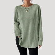 Women's oversized ribbed knit sweater