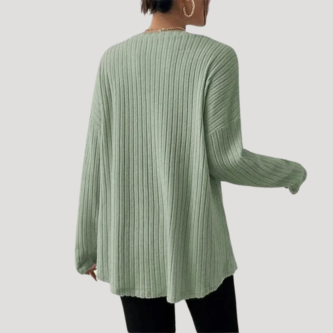 Women's oversized ribbed knit sweater