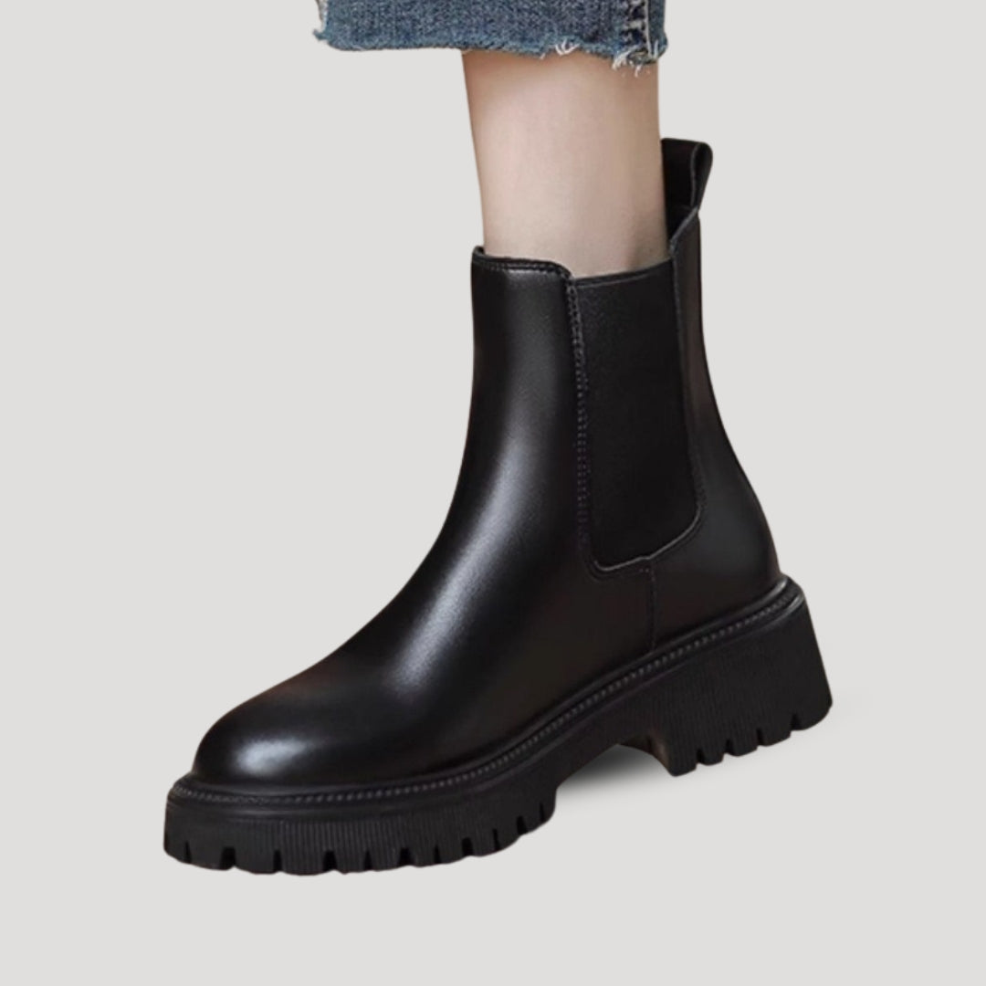 Chelsea boots with chunky sole