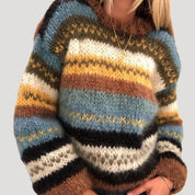 Women’s oversized knitted jumper in winter colours