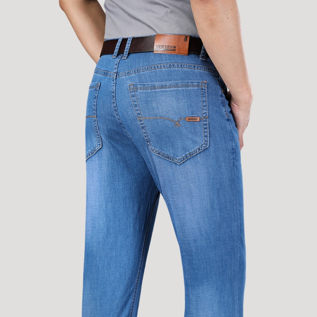 Classic straight fit jeans