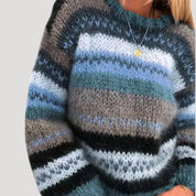Women’s oversized knitted jumper in winter colours