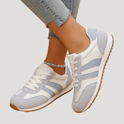 Women’s retro lace-up running sneakers with stripe detail