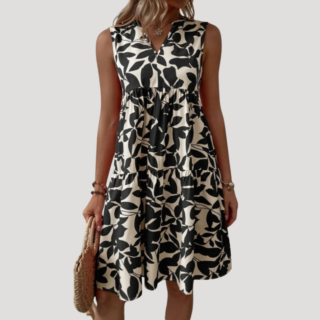 Women’s sleeveless v neck tiered midi dress