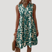 Women’s sleeveless v neck tiered midi dress