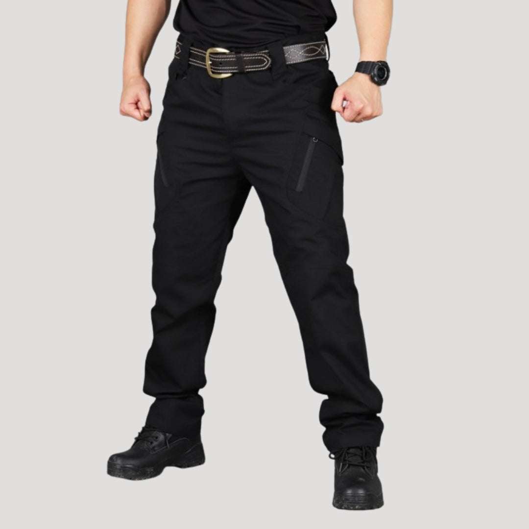 Men’s outdoor cargo walking trousers with utility pockets