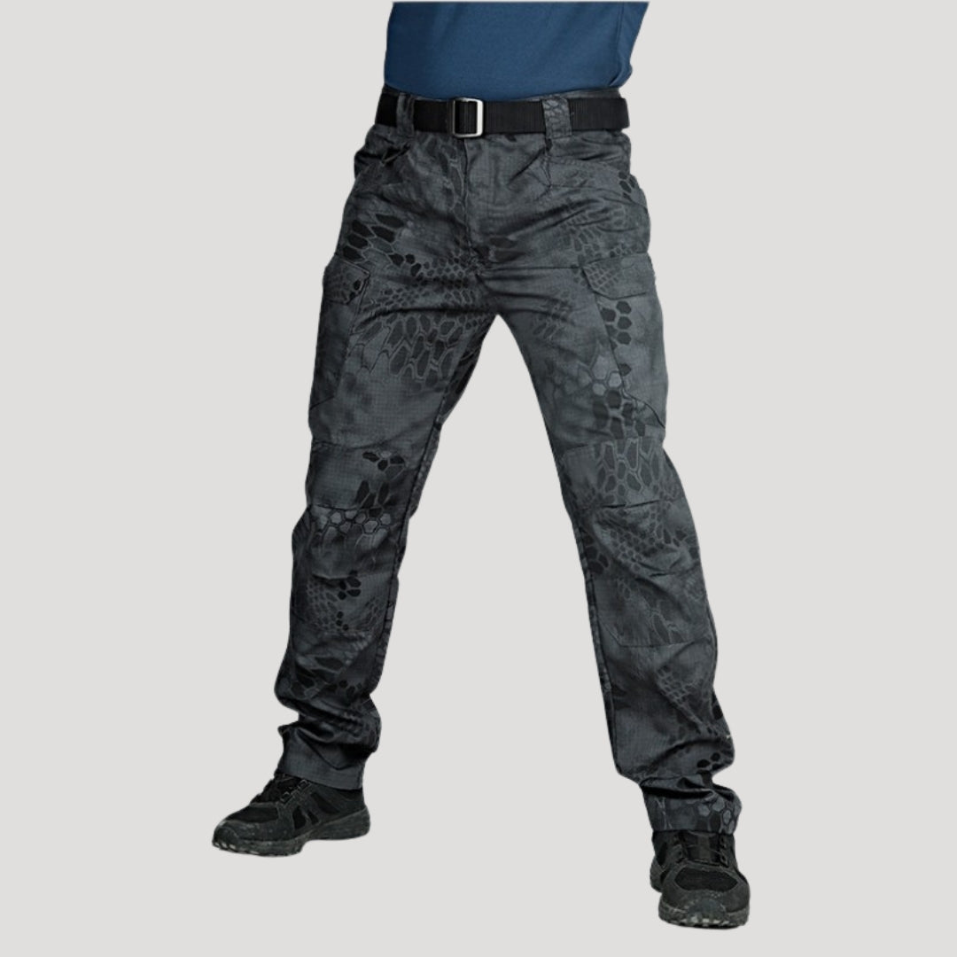 Men’s outdoor cargo walking trousers with utility pockets