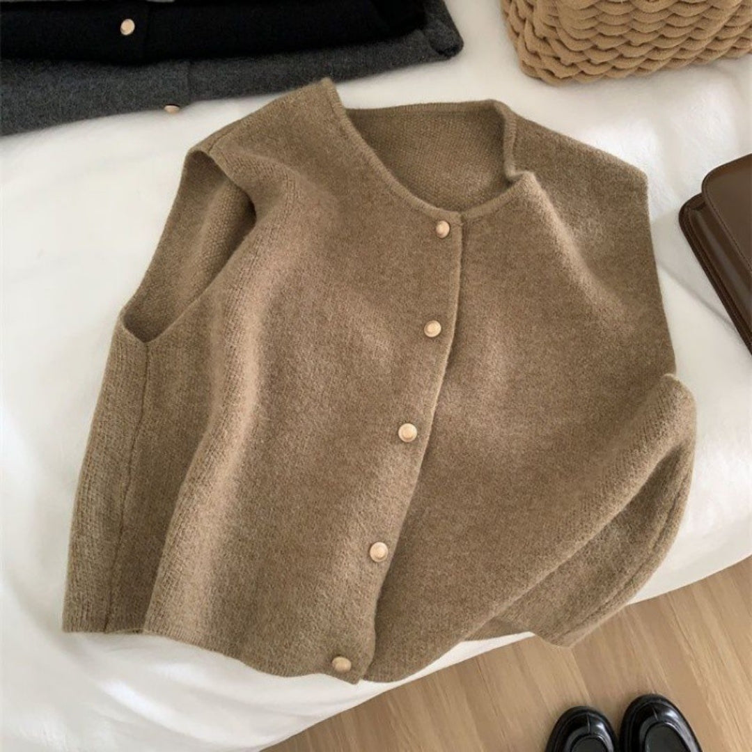 Women’s knitted vest sleeveless cardigan jumper