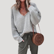 Women’s oversized knitted v neck warm winter sweater