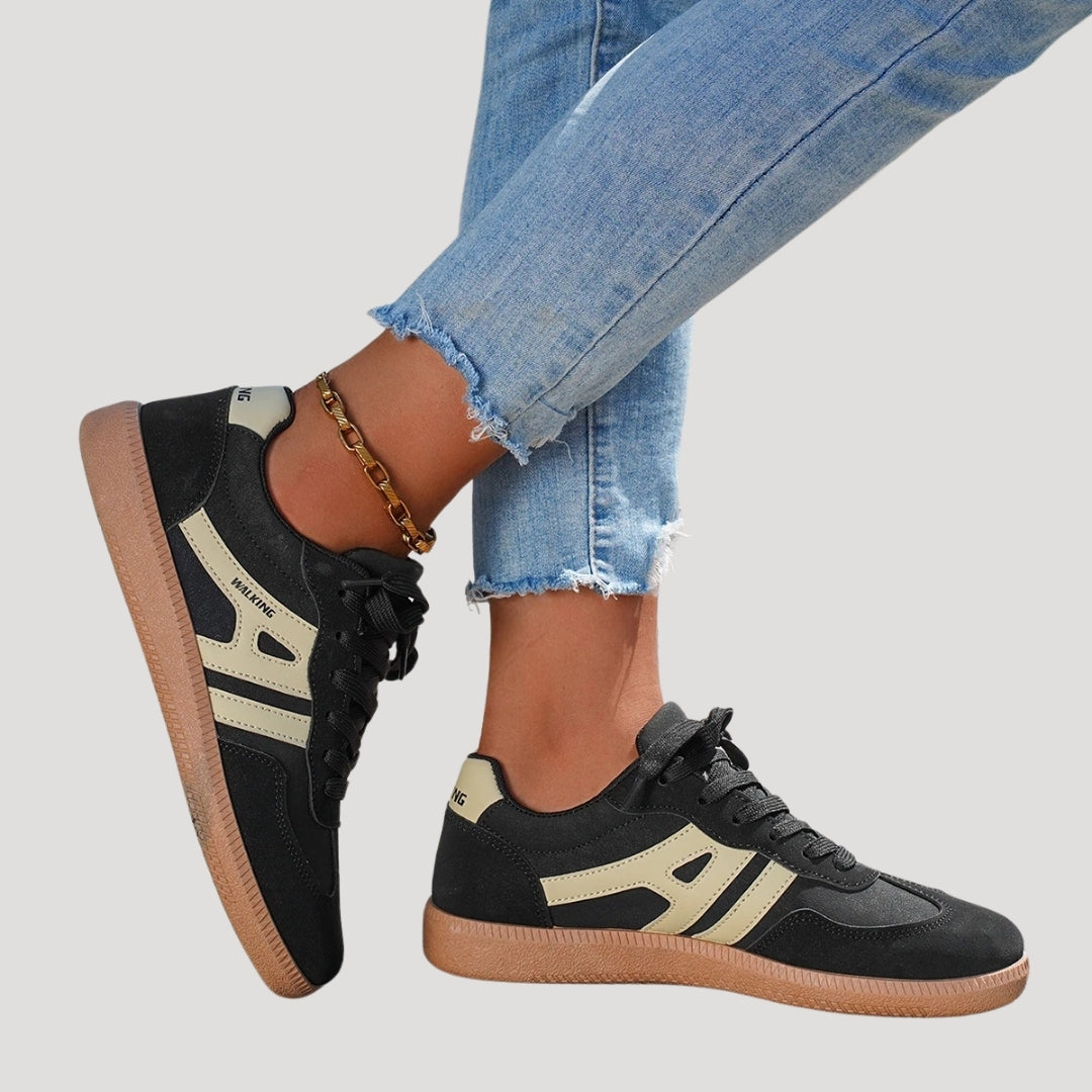 Women’s sporty lace-up sneakers with contrast side panels