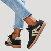Women’s sporty lace-up sneakers with contrast side panels