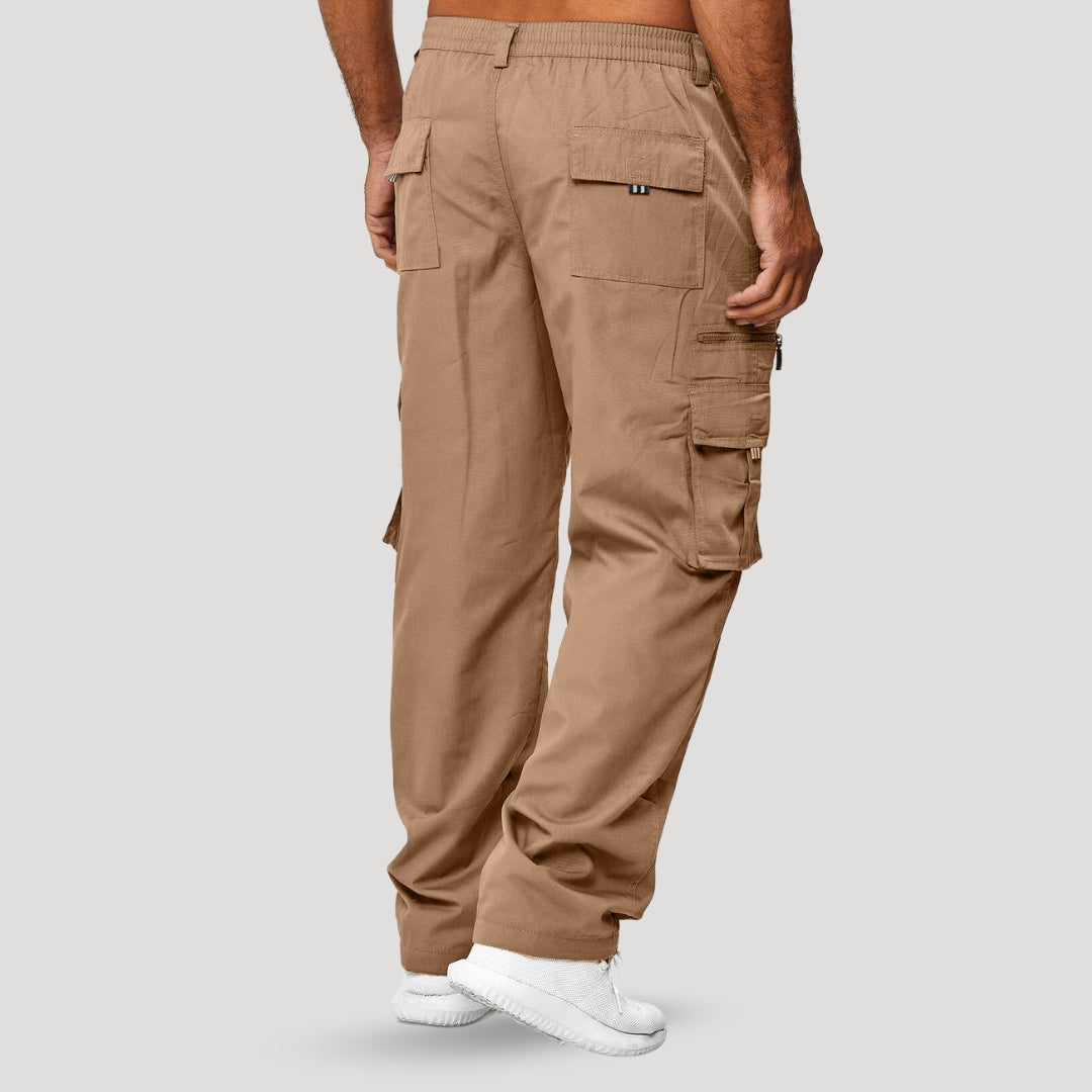 Cargo pants with elastic waistband