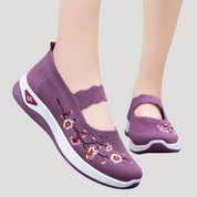 Women’s breathable slip ins mesh walking shoes