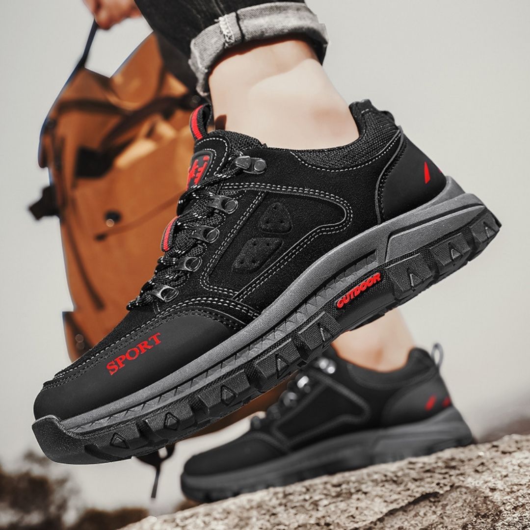 Men’s waterproof trekking hiking winter walking boots