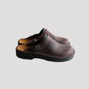 Men’s leather comfort slip on clogs