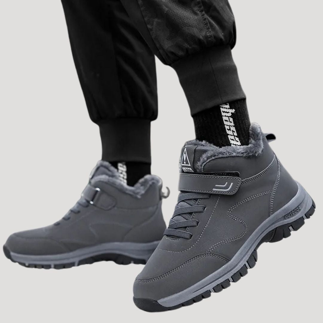Men’s insulated waterproof winter shoes
