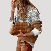 Women’s oversized knitted cosy winter jumper