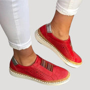 Women’s breathable slip on casual walking shoes