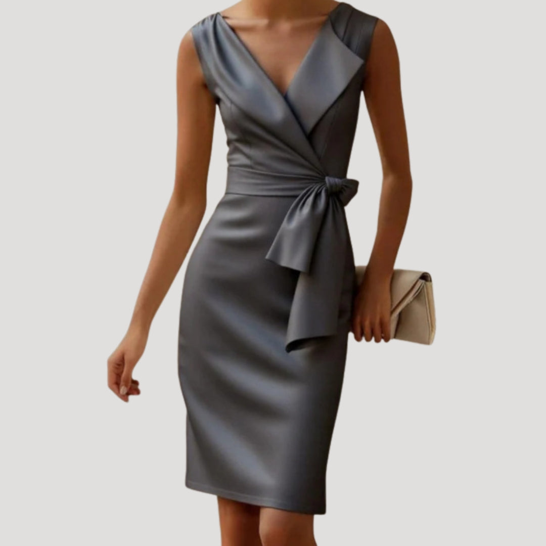 Women’s sleeveless wrap midi dress with bow