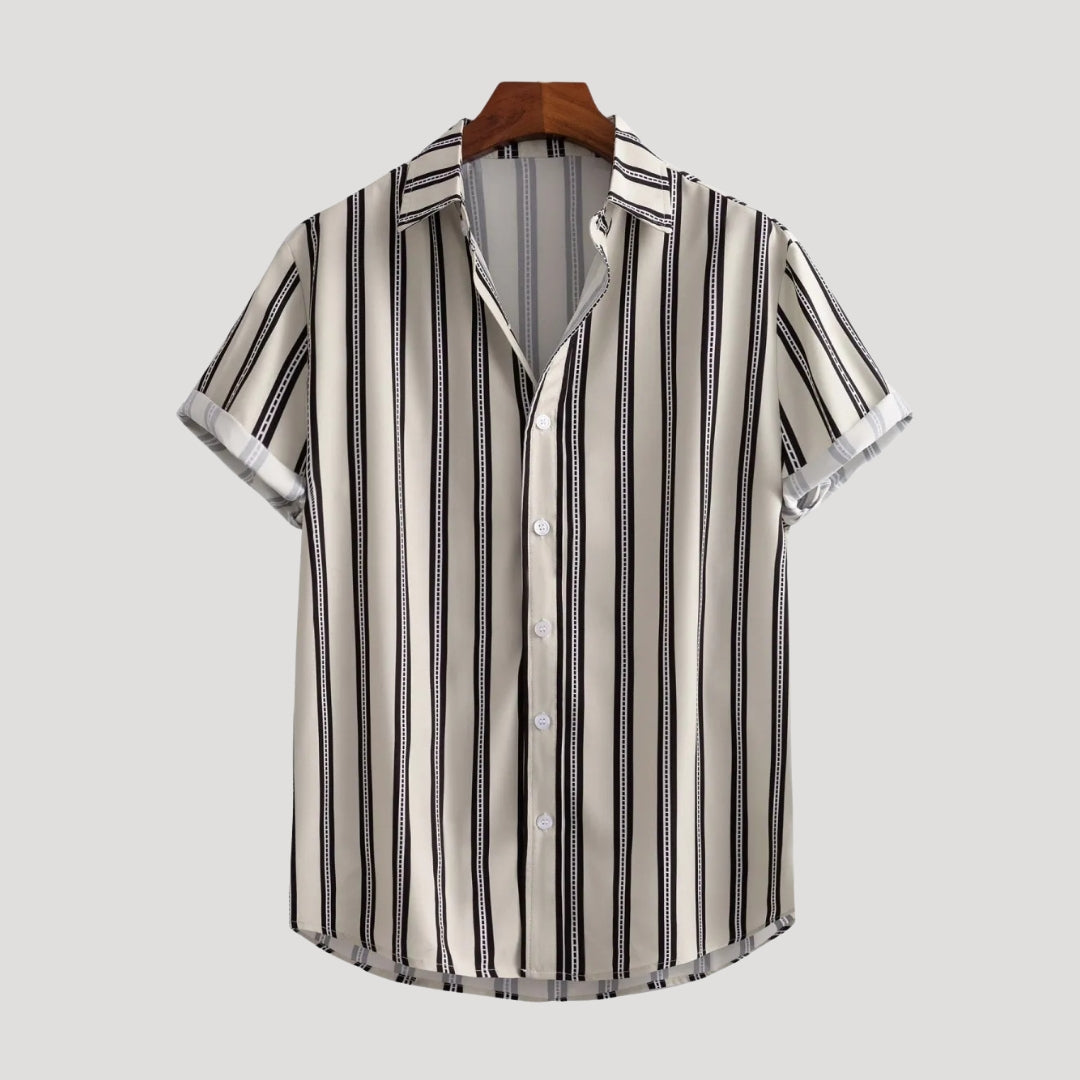 Men’s short sleeve striped patterned button shirt
