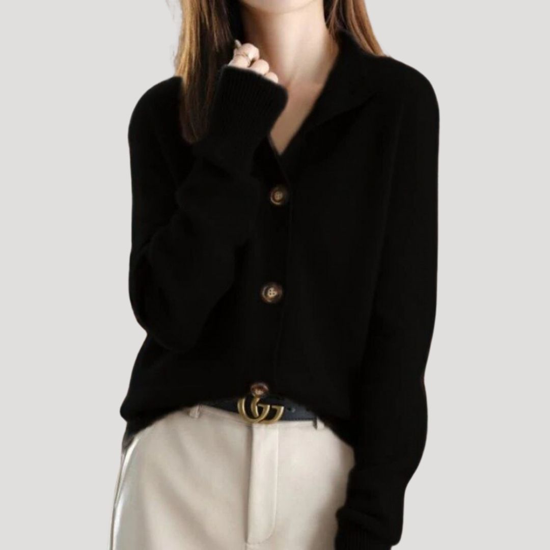 Women’s chunky knit button up winter cardigan