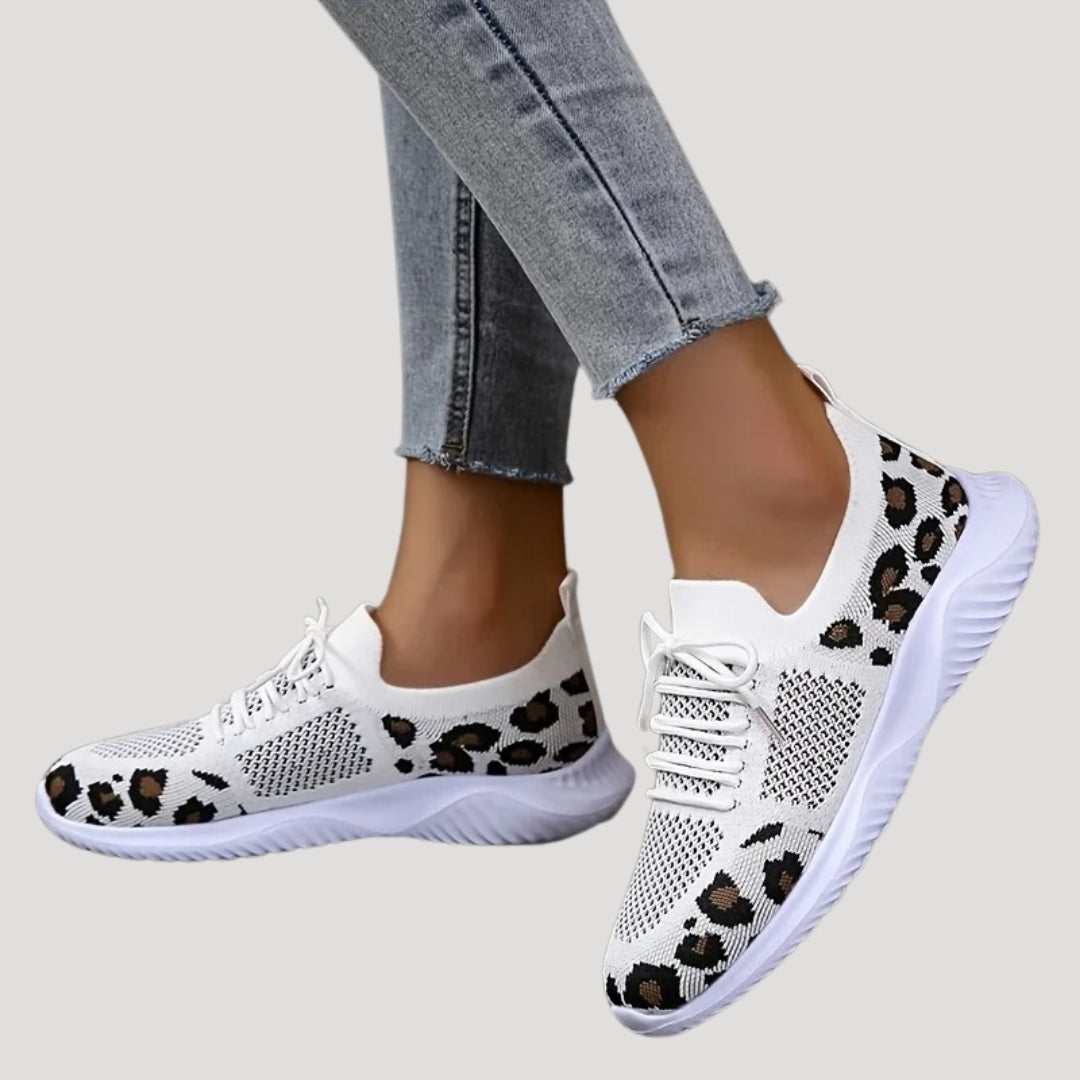Women’s breathable knit sneakers with leopard print detail