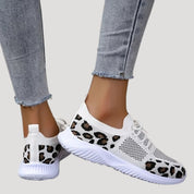 Women’s breathable knit sneakers with leopard print detail