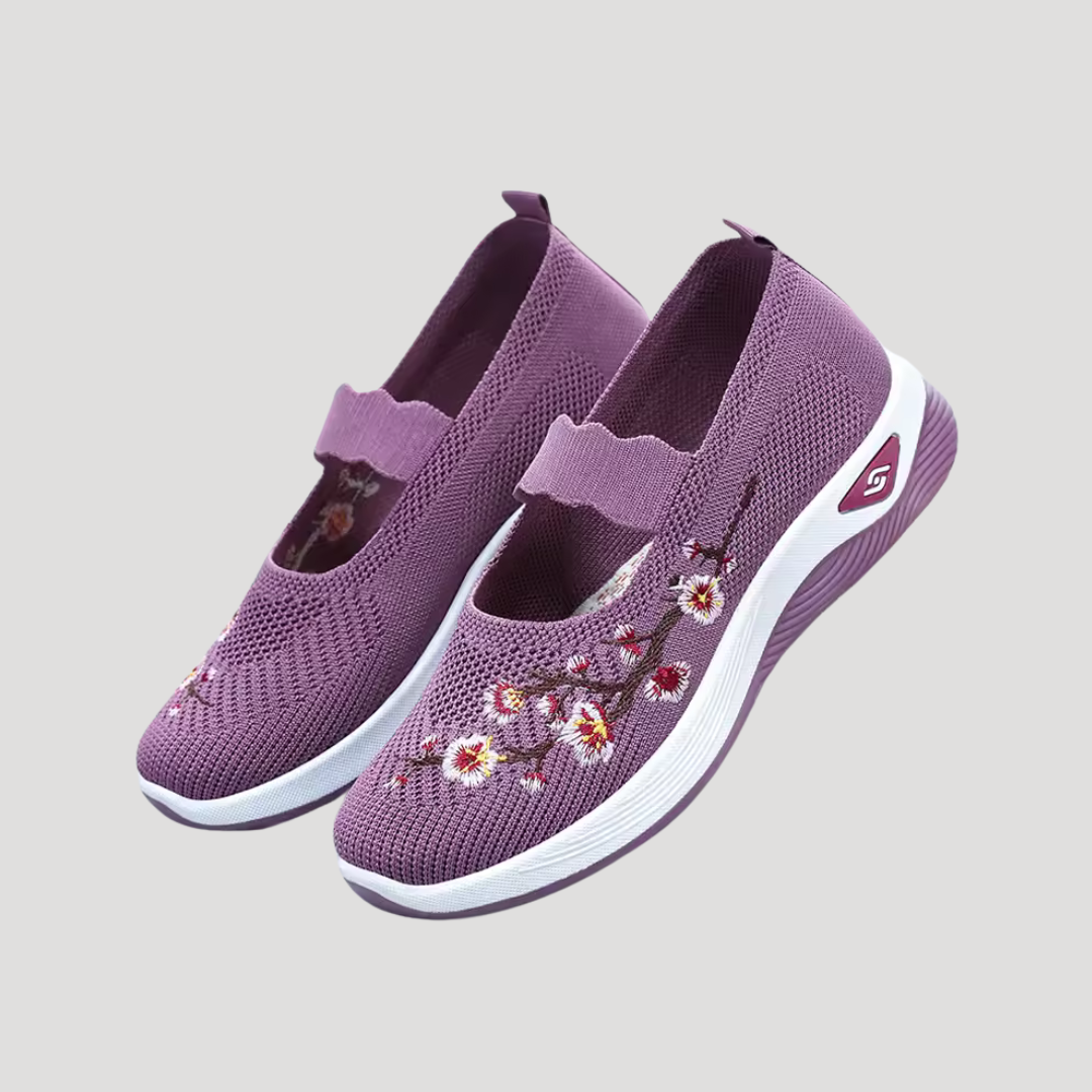 Women’s breathable slip ins mesh walking shoes