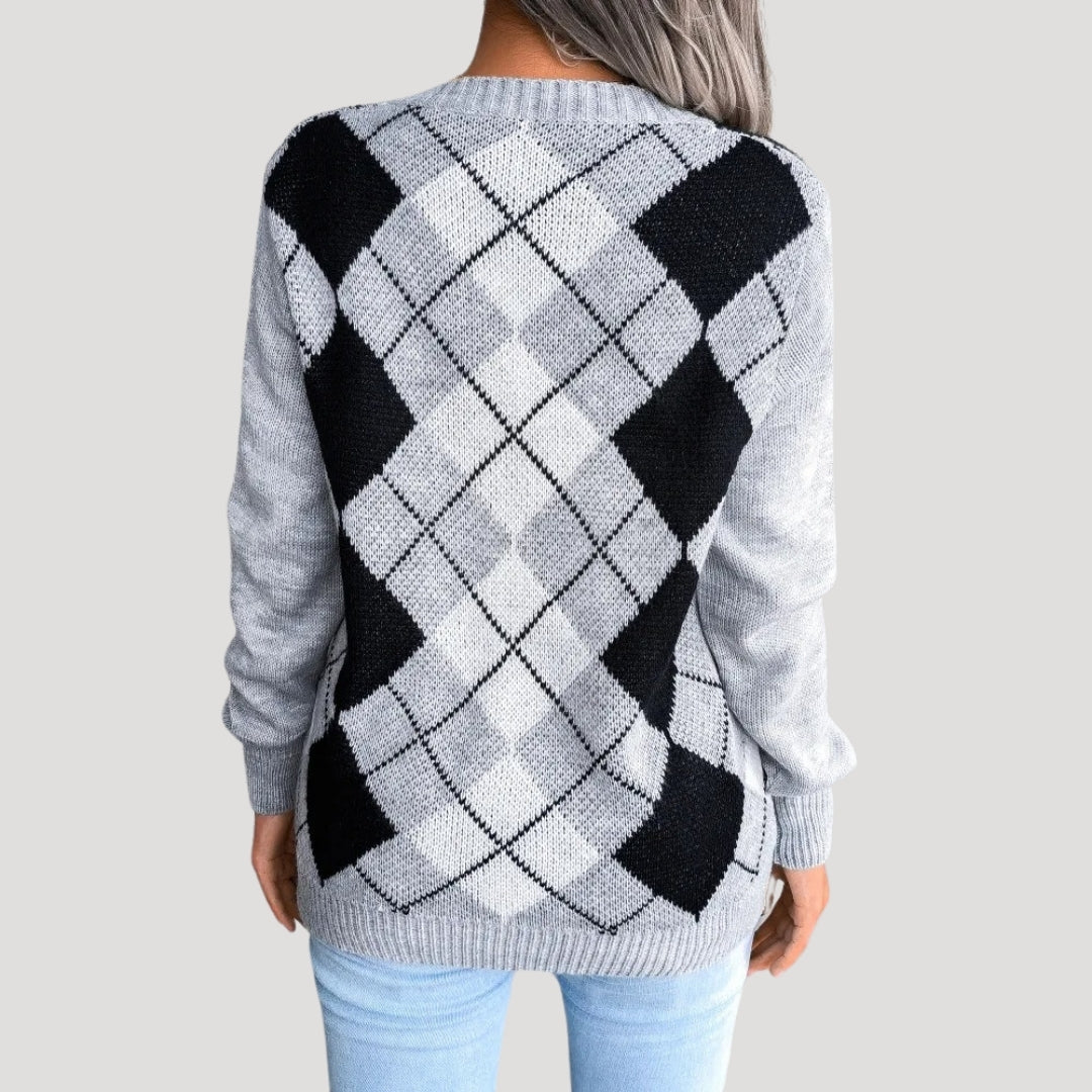 Women’s v neck knitted jumper oversized winter style