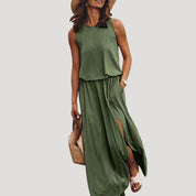Women’s sleeveless casual midi dress with slit