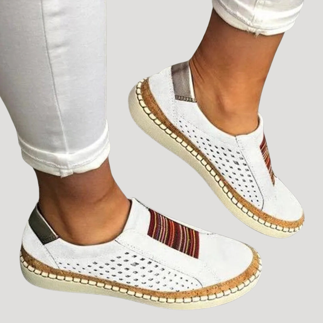 Women’s breathable slip on casual walking shoes